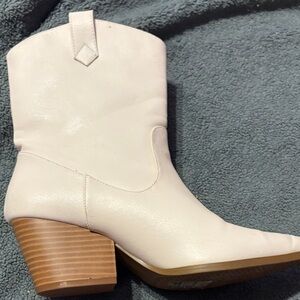 Women’s Cream Western Ankle Boot with Stacked Heel